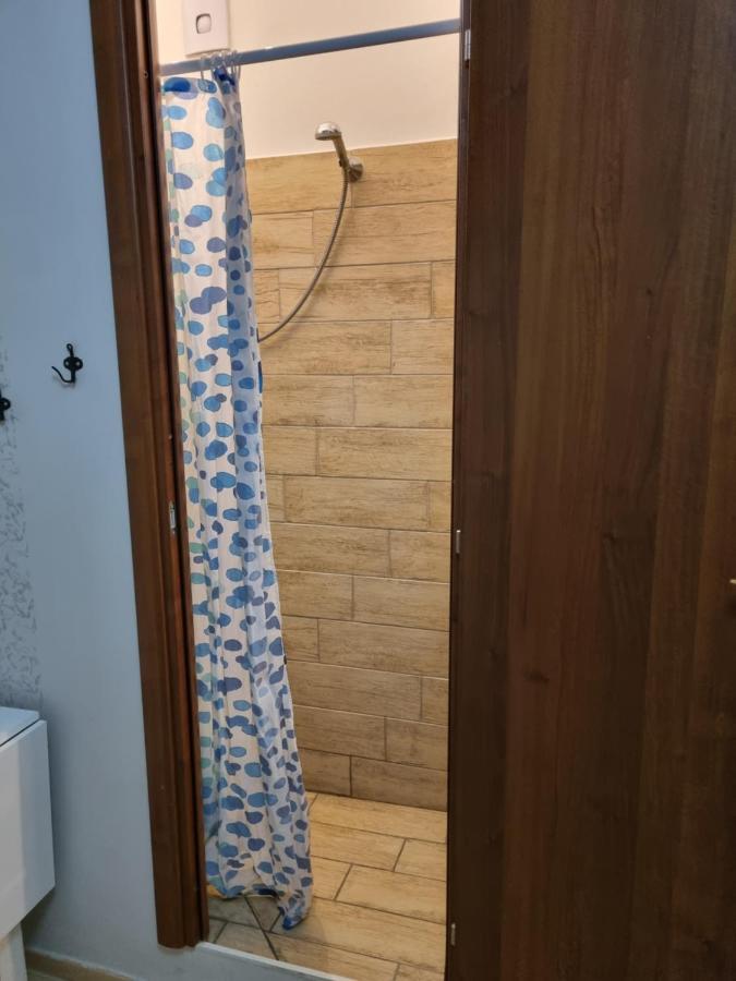 Bed and Breakfast Red Rose Рим Экстерьер фото